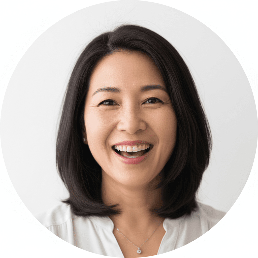 Smiling Asian woman cruiser